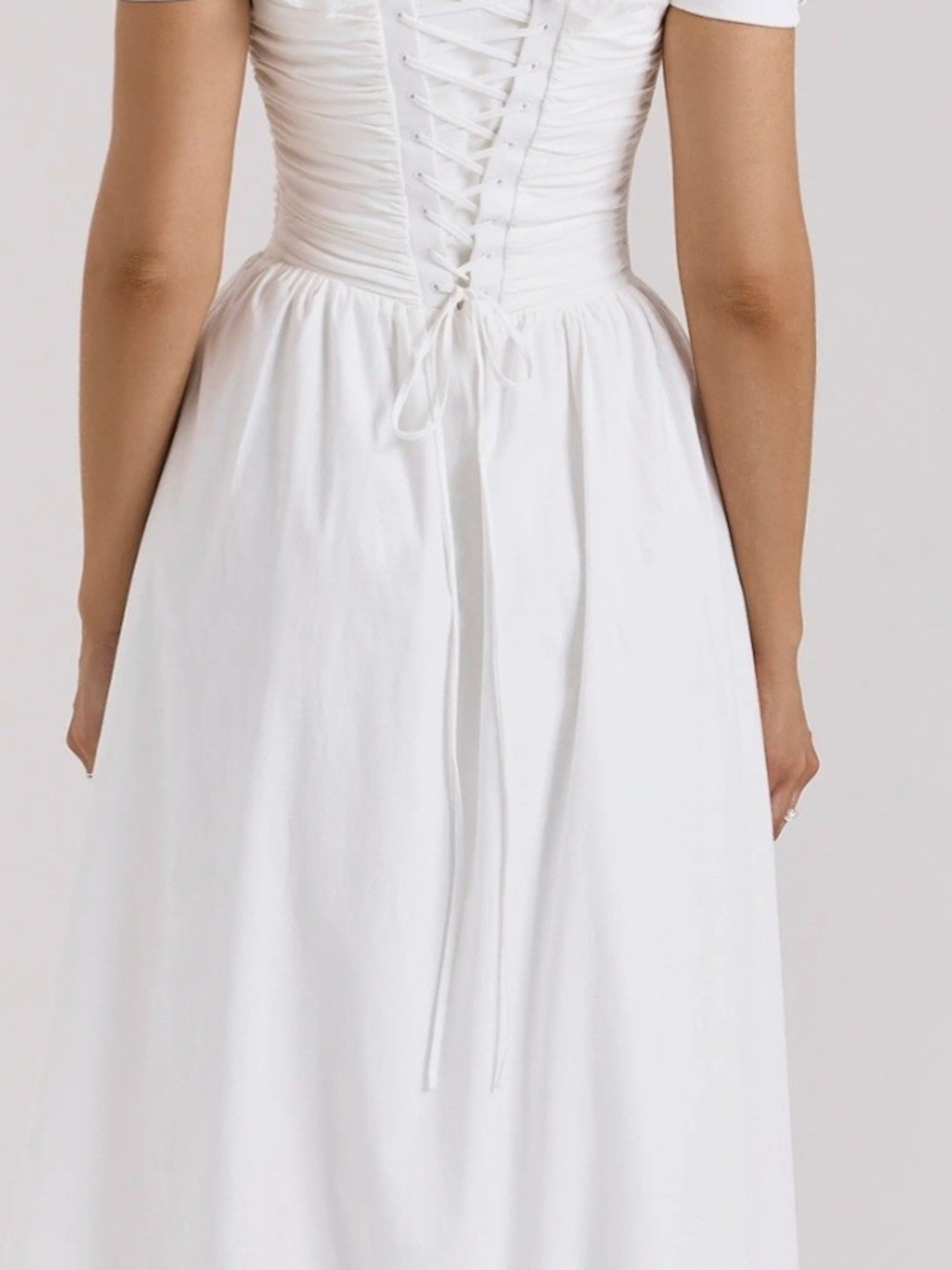 Lulabell Puff Sleeve Midi Dress - Picture 2 of 5